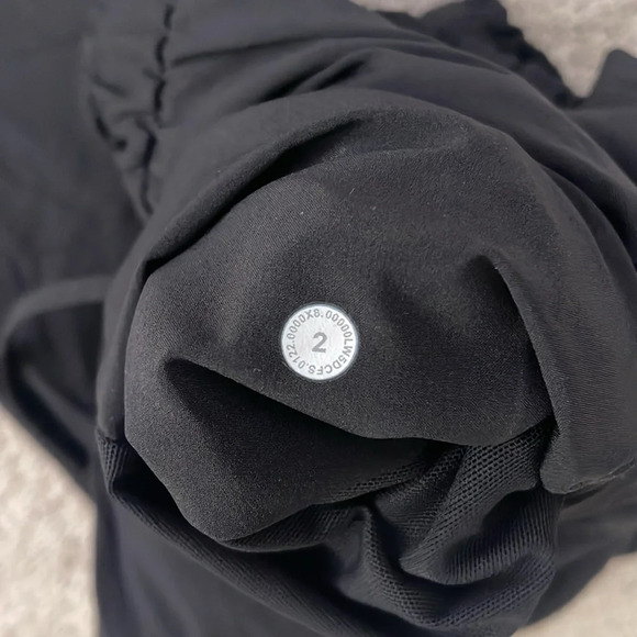 Lululemon High Rise Keep Moving Pant 7/8 - Picture 6 of 6